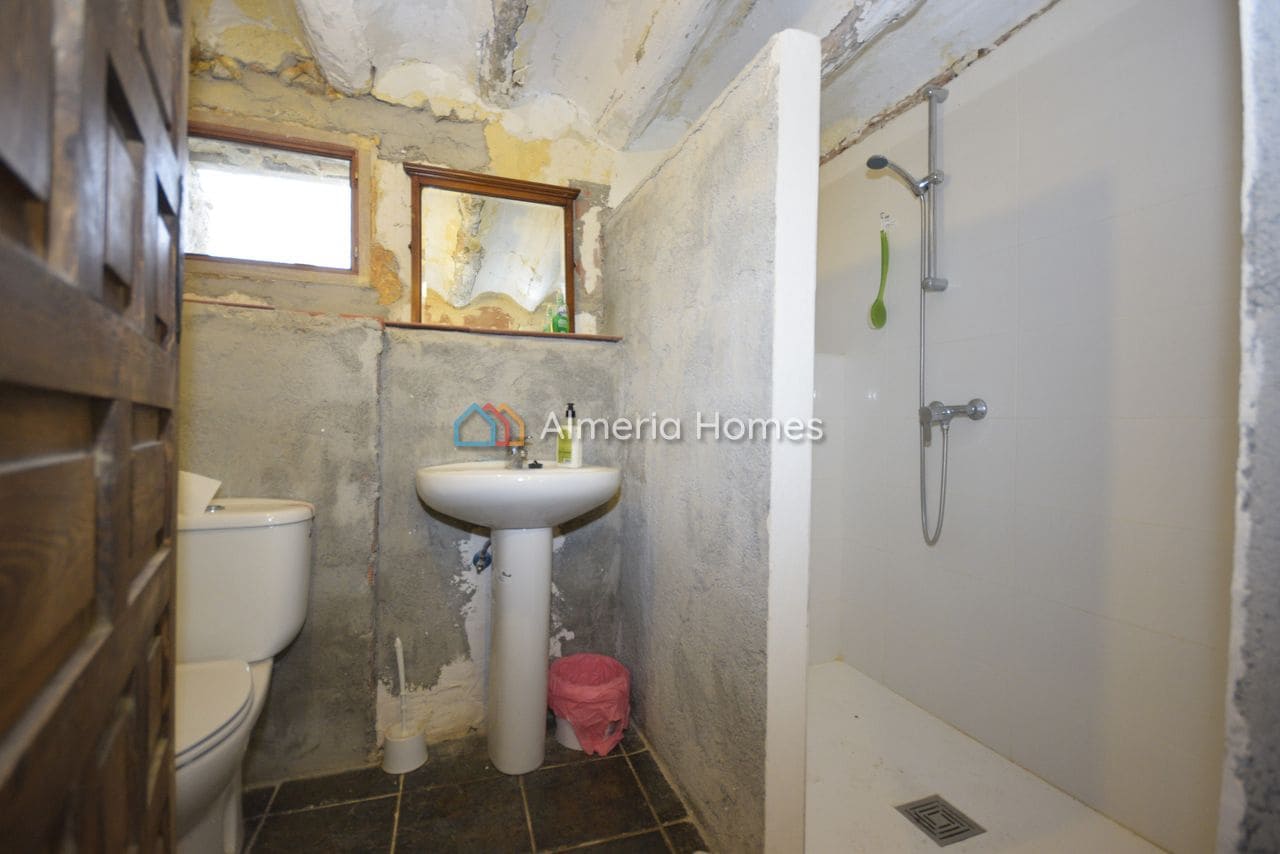 6 soveværelse Finca/Landehus til salg i Oria med swimmingpool garage - € 199.950 (Ref: 9971432)
