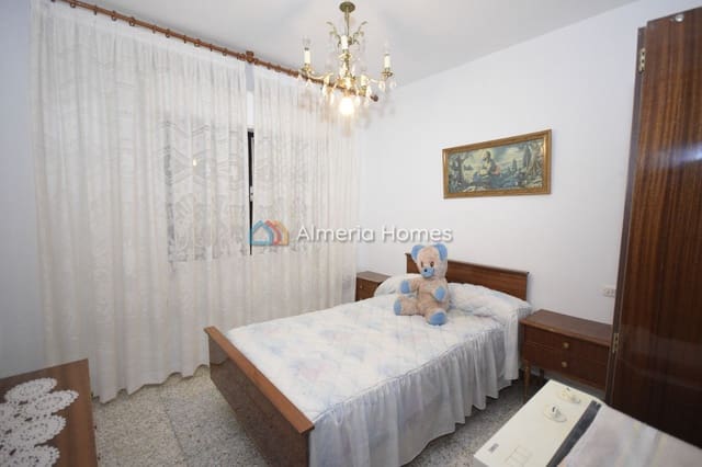 4 soverom Hus til salgs i Líjar med garasje - € 49 995 (Ref: 9971695)