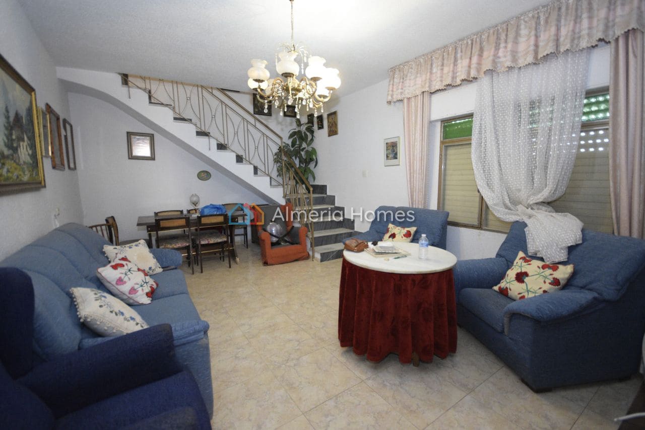 4 bedroom Townhouse for sale in Lijar with garage - € 49,995 (Ref: 9971695)