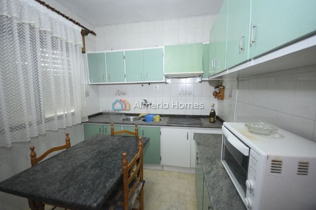 4 soverom Hus til salgs i Líjar med garasje - € 49 995 (Ref: 9971695)