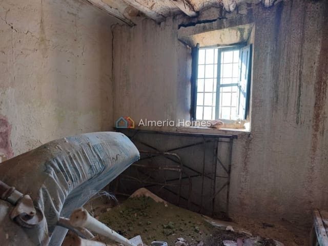 Finca/Casa Rural en Castril en venta - 90.000 € (Ref: 9981545)