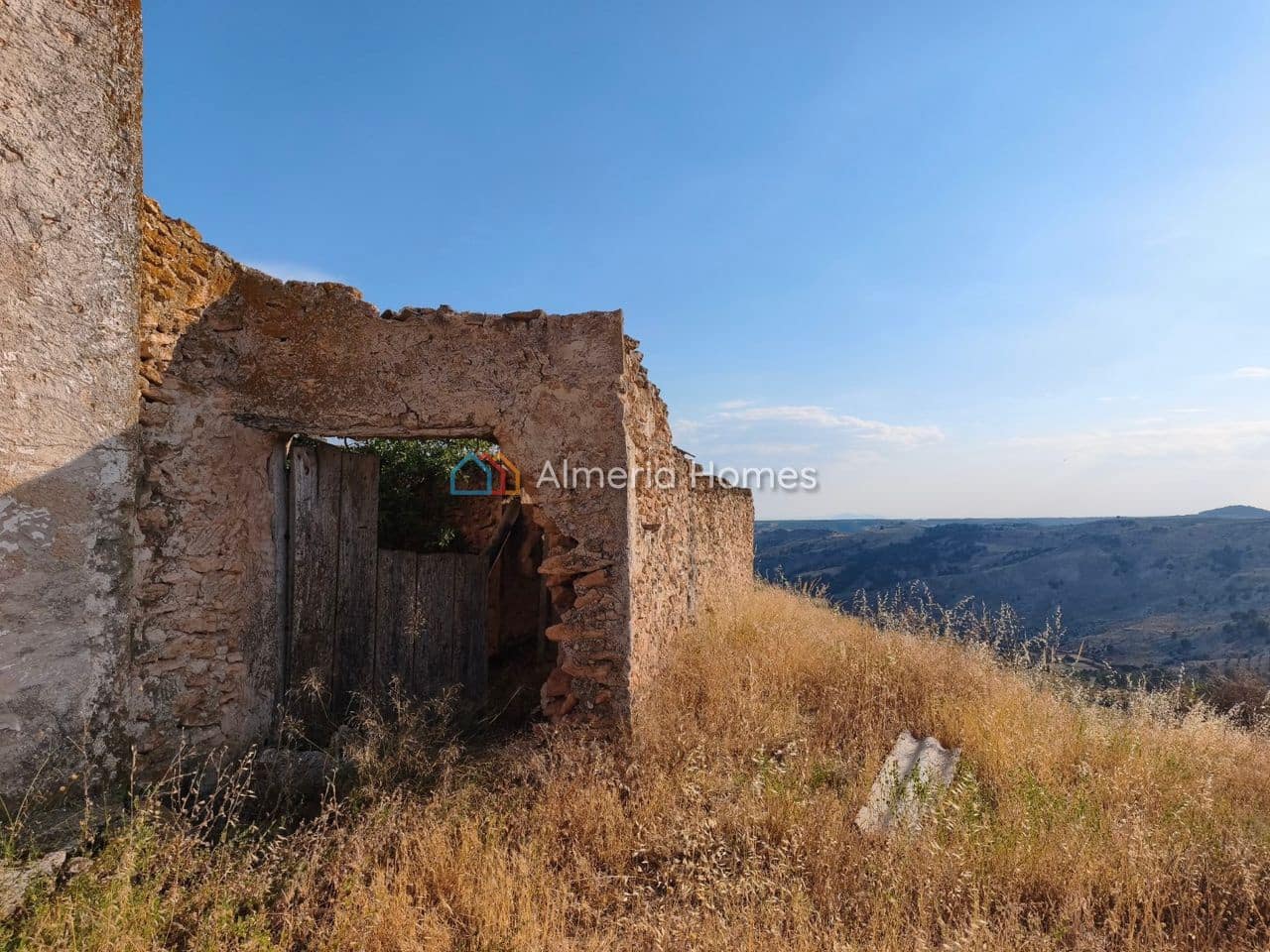 Finca/Country House for sale in Castril - € 90,000 (Ref: 9981545)