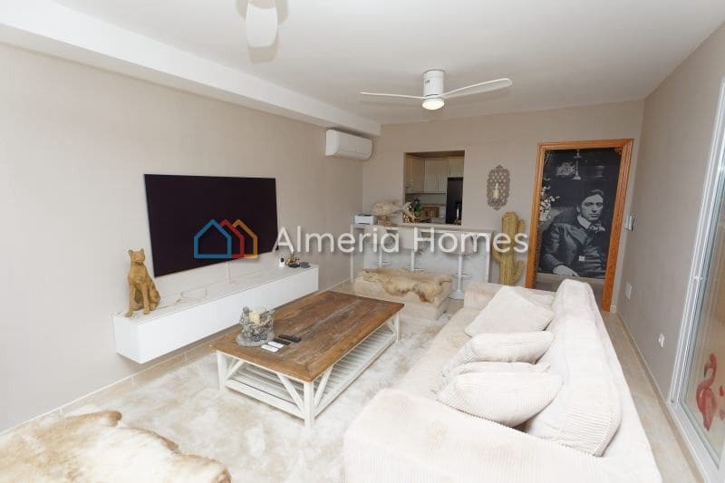Apartamento de 2 habitaciones en Mojácar en venta - 210.000 € (Ref: 9981546)