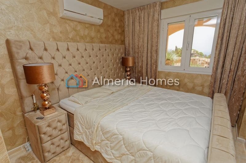 Apartamento de 2 habitaciones en Mojácar en venta - 210.000 € (Ref: 9981546)