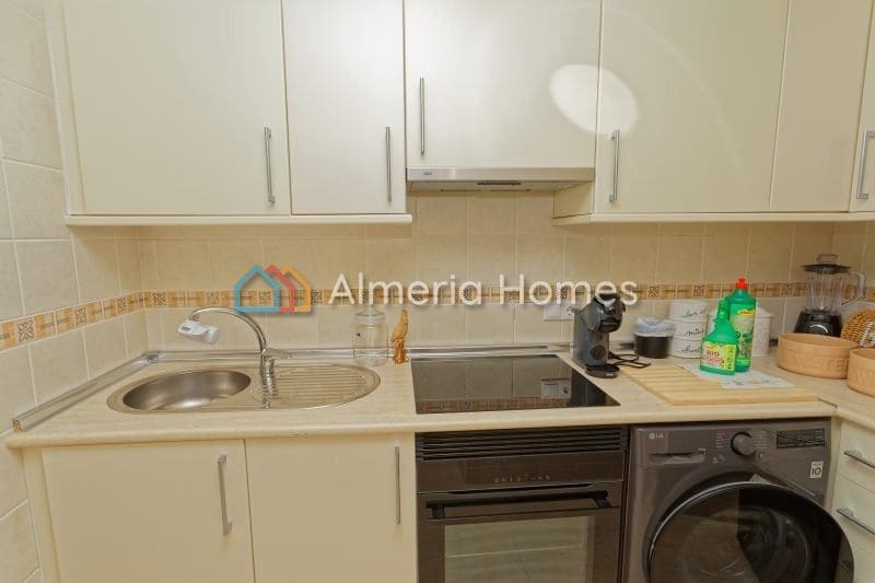 Apartamento de 2 habitaciones en Mojácar en venta - 210.000 € (Ref: 9981546)