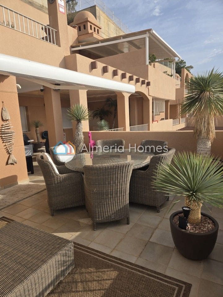 Apartamento de 2 habitaciones en Mojácar en venta - 210.000 € (Ref: 9981546)