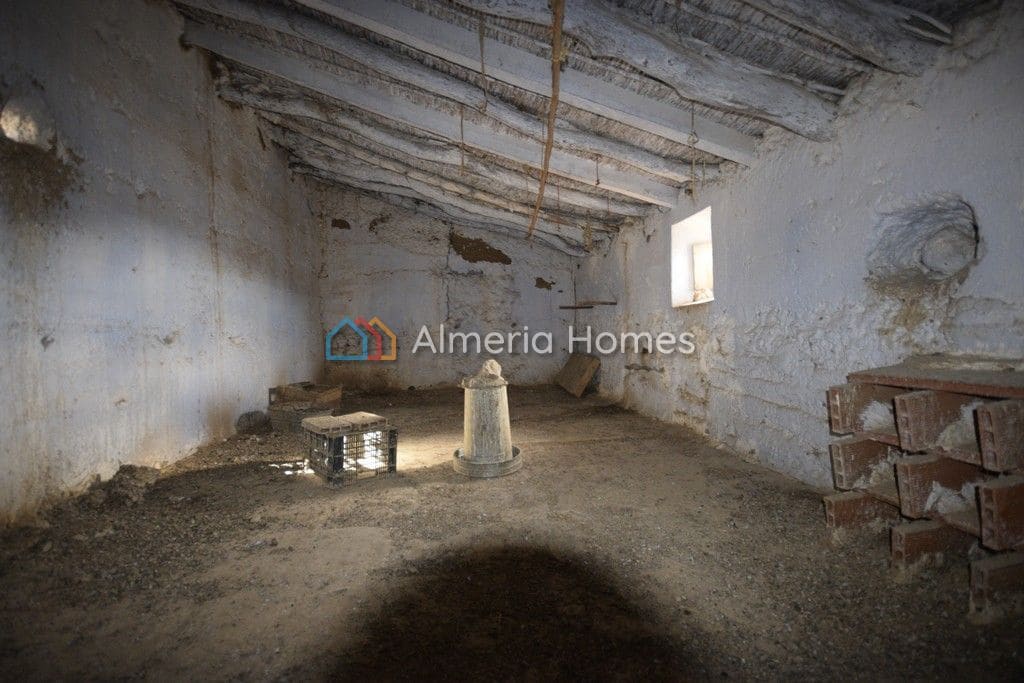 3 soveværelse Finca/Landehus til salg i Albox - € 39.000 (Ref: 9983338)