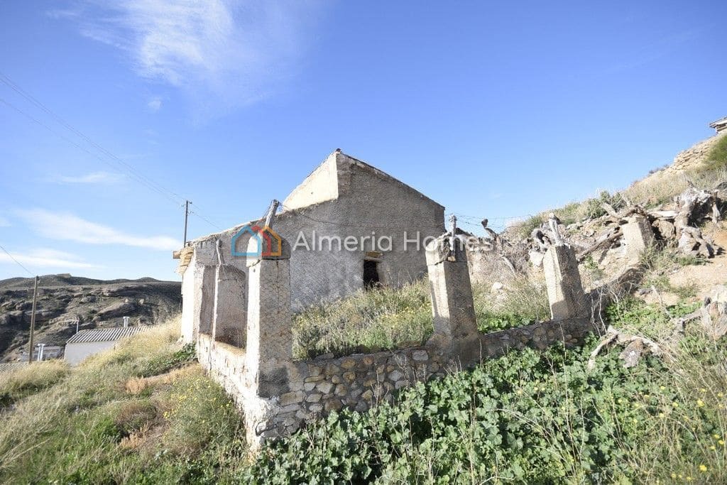 3 soveværelse Finca/Landehus til salg i Albox - € 39.000 (Ref: 9983338)