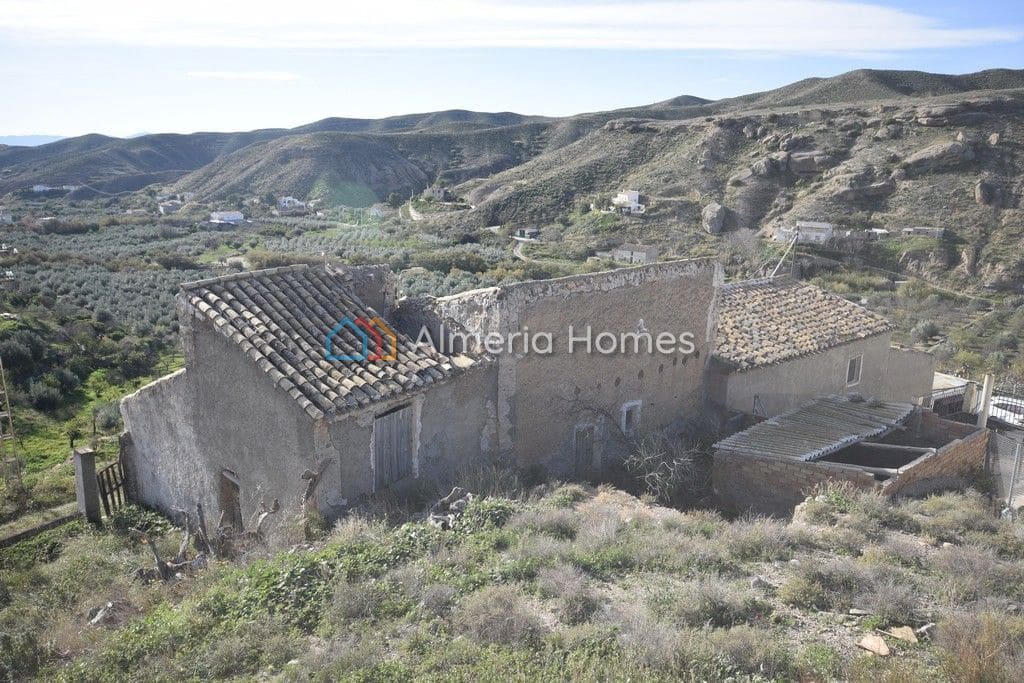 3 soveværelse Finca/Landehus til salg i Albox - € 39.000 (Ref: 9983338)