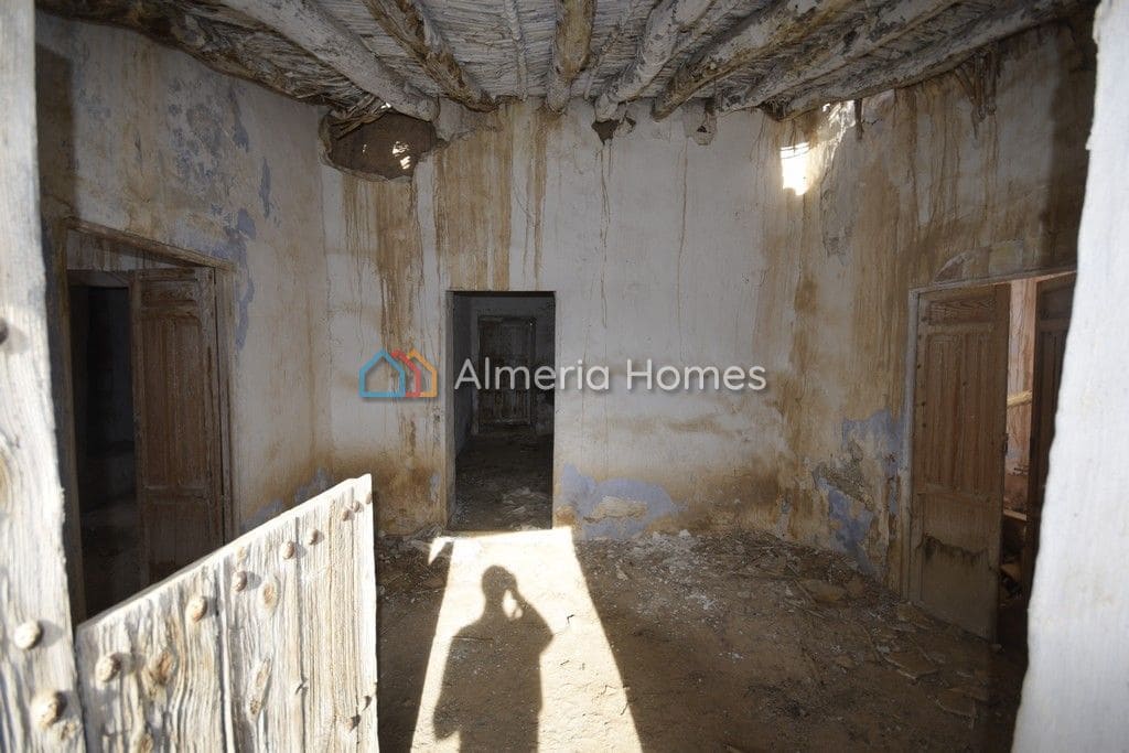 3 soveværelse Finca/Landehus til salg i Albox - € 39.000 (Ref: 9983338)