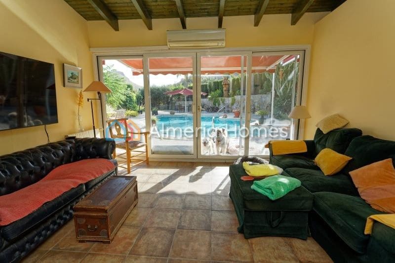 3 bedroom Villa for sale in Mojacar with pool garage - € 690,000 (Ref: 9989816)