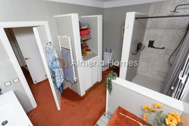 3 bedroom Villa for sale in Mojacar with pool garage - € 690,000 (Ref: 9989816)