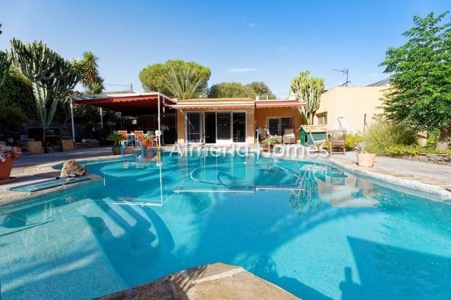 3 bedroom Villa for sale in Mojácar with pool garage - € 690,000 (Ref: 9989816)