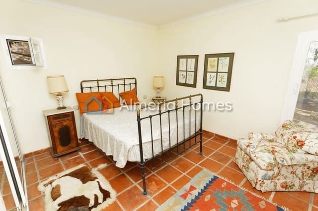 3 bedroom Villa for sale in Mojácar with pool garage - € 690,000 (Ref: 9989816)