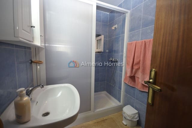 7 chambre Finca/Maison de Campagne à vendre à Los Cerricos, Oria avec garage - 180 000 € (Ref: 9997563)