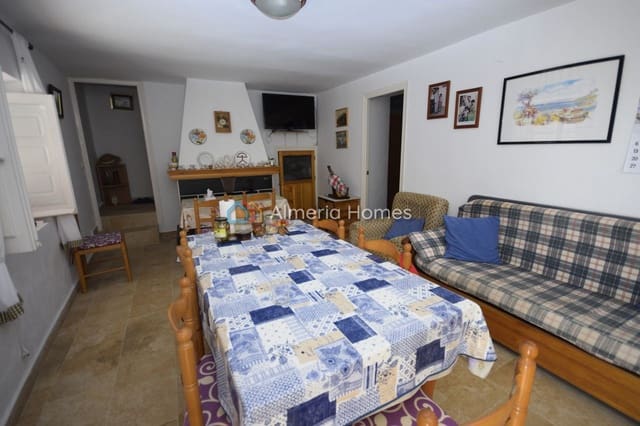 7 chambre Finca/Maison de Campagne à vendre à Los Cerricos, Oria avec garage - 180 000 € (Ref: 9997563)