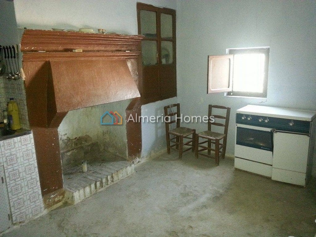 4 soveværelse Finca/Landehus til salg i Albox - € 51.995 (Ref: 9997564)