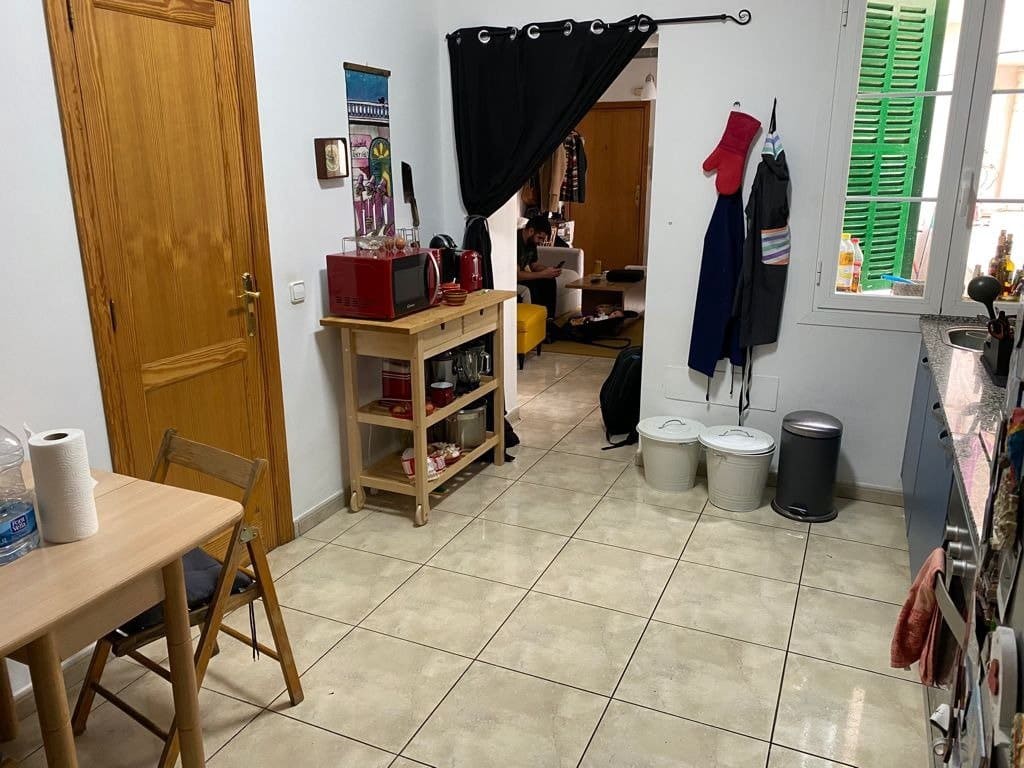 Apartamento de 2 habitaciones en Palma de Mallorca en alquiler - 1.200 € (Ref: 9468782)