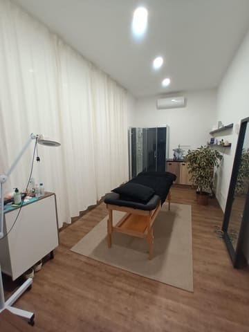 Kaupallinen vuokrattavana paikassa Foners, Palma de Mallorca - 950 € (Ref: 9468783)