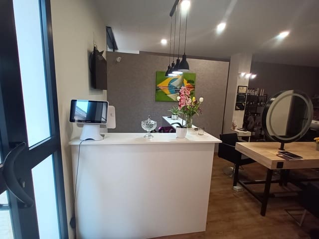 Kaupallinen vuokrattavana paikassa Foners, Palma de Mallorca - 950 € (Ref: 9468783)