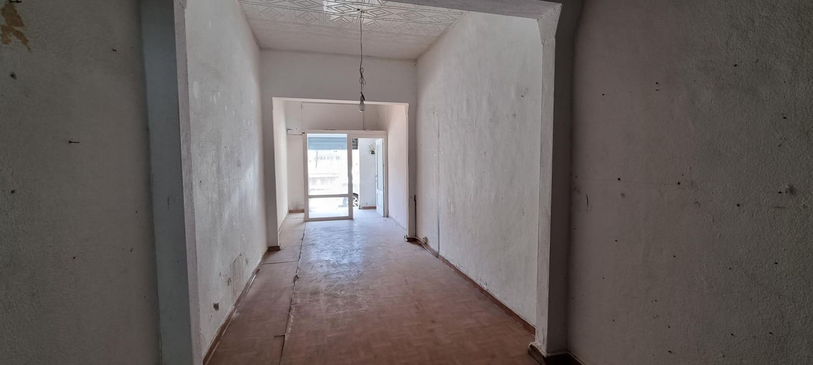 Commercial for sale in Palma de Mallorca - € 120,000 (Ref: 9468784)