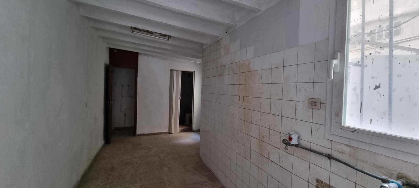 Commercial for sale in Palma de Mallorca - € 120,000 (Ref: 9468784)