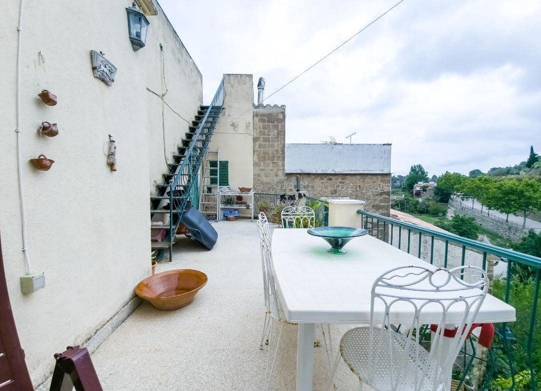 5 bedroom Finca/Country House for sale in Estellenchs with pool garage - € 469,000 (Ref: 9470664)