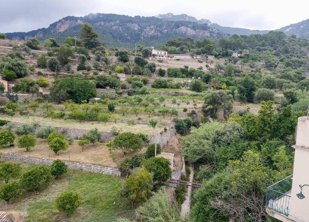 5 bedroom Finca/Country House for sale in Estellenchs with pool garage - € 469,000 (Ref: 9470664)