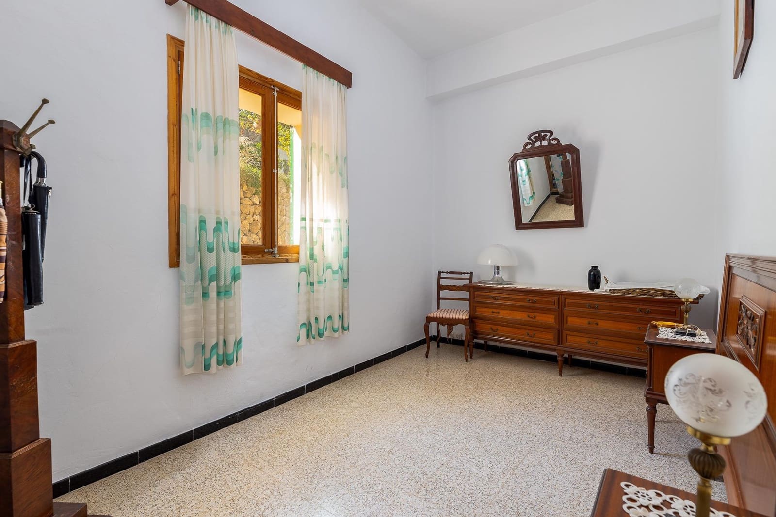 5 bedroom Finca/Country House for sale in Estellenchs with pool garage - € 469,000 (Ref: 9470664)