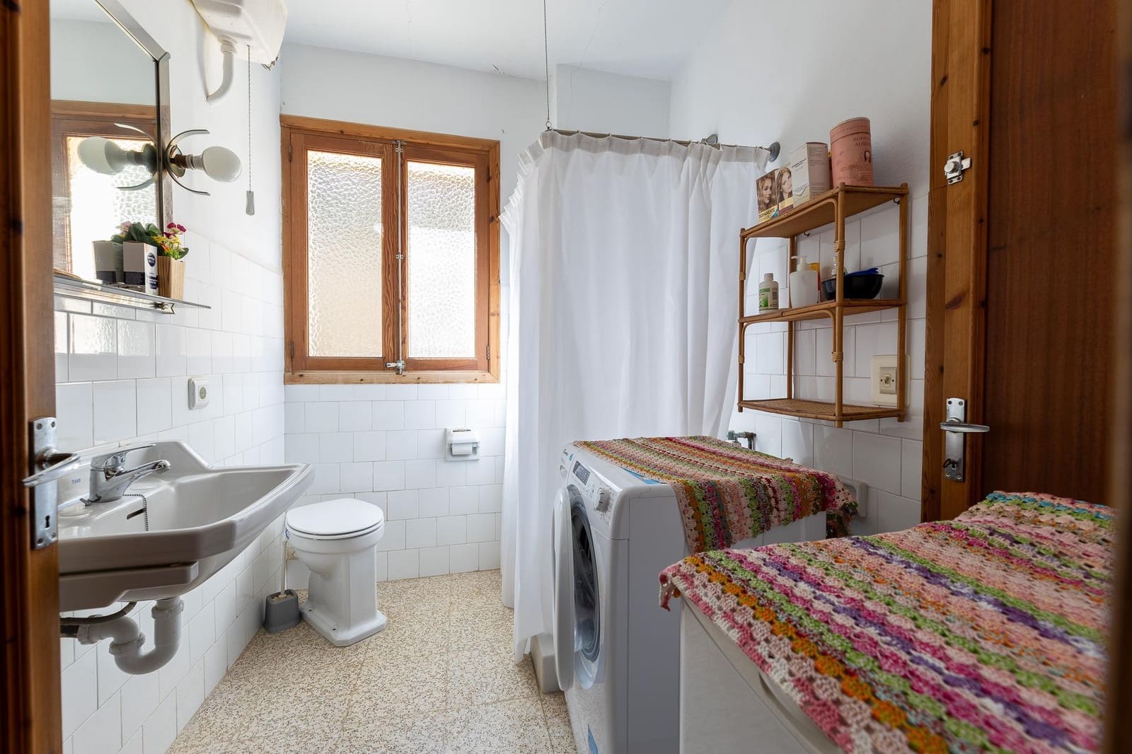 5 bedroom Finca/Country House for sale in Estellenchs with pool garage - € 469,000 (Ref: 9470664)