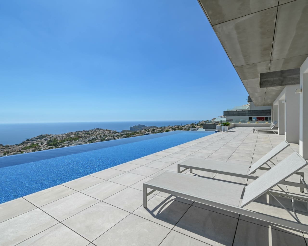 2 bedroom Apartment for sale in Benitachell / Benitatxell with pool garage - € 635,000 (Ref: 10167305)