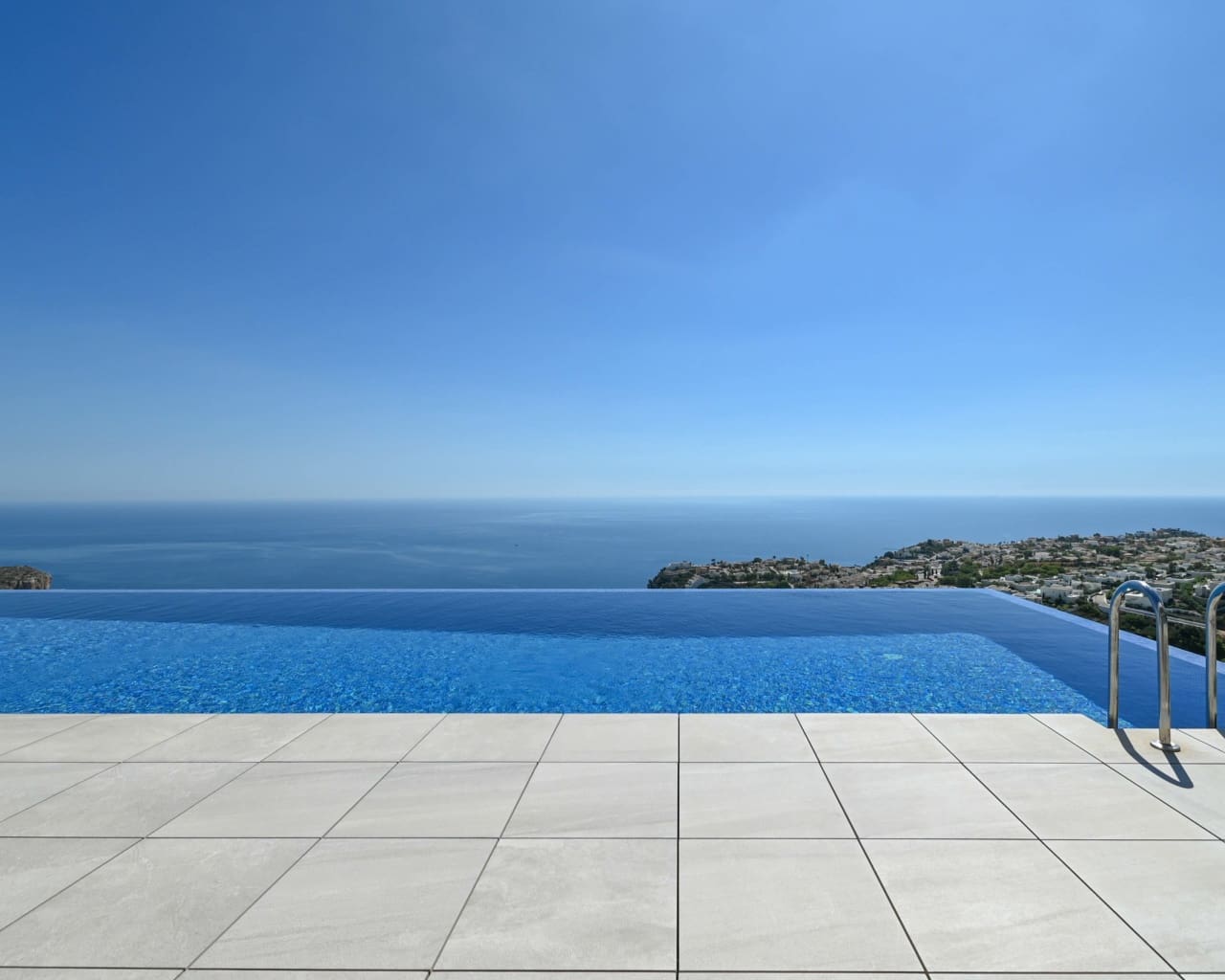 2 bedroom Apartment for sale in Benitachell / Benitatxell with pool garage - € 635,000 (Ref: 10167305)