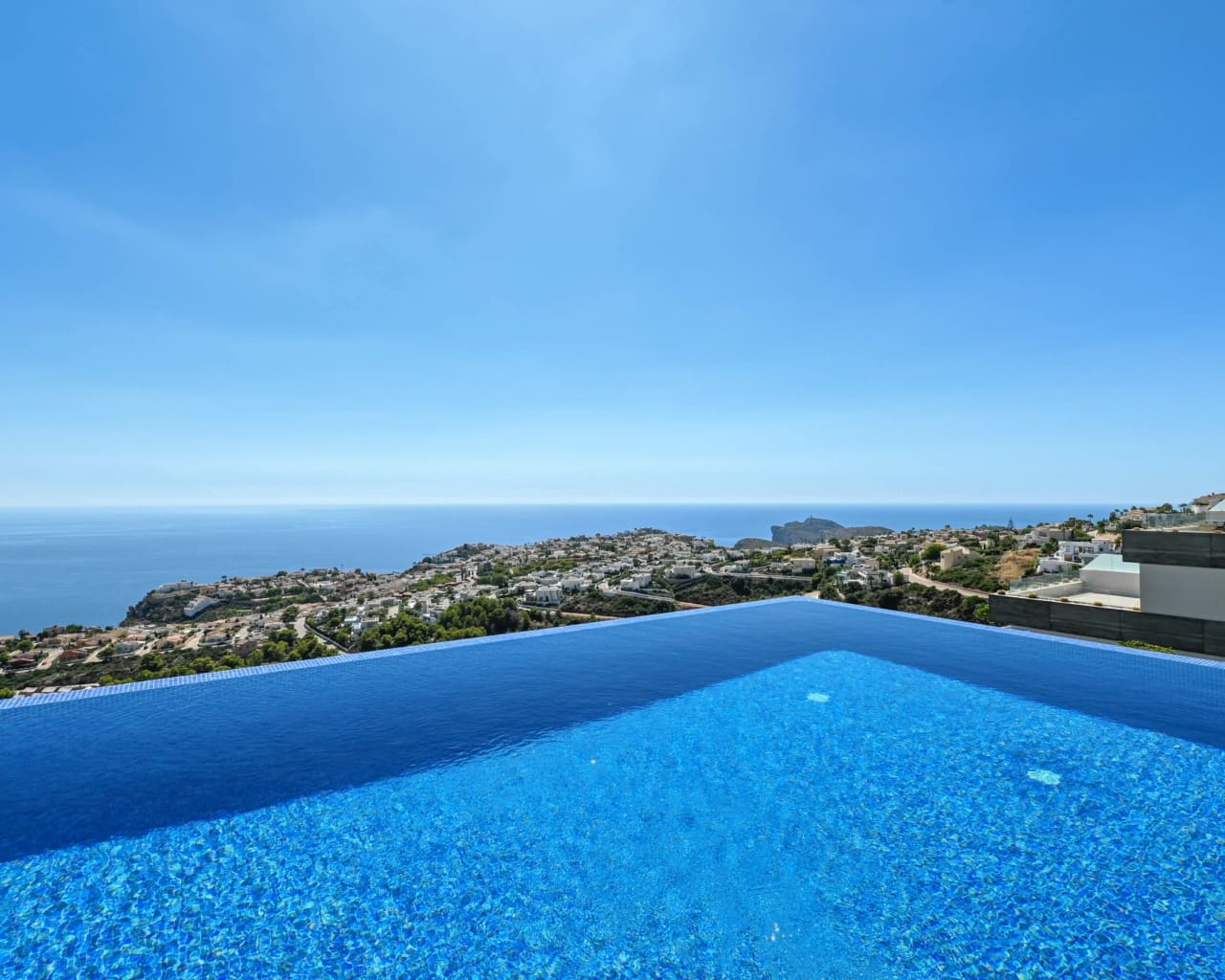 2 bedroom Apartment for sale in Benitachell / Benitatxell with pool garage - € 635,000 (Ref: 10167305)