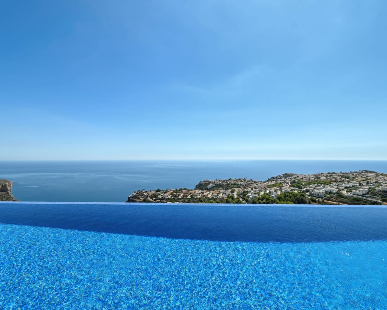 2 bedroom Apartment for sale in Benitachell / Benitatxell with pool garage - € 635,000 (Ref: 10167305)