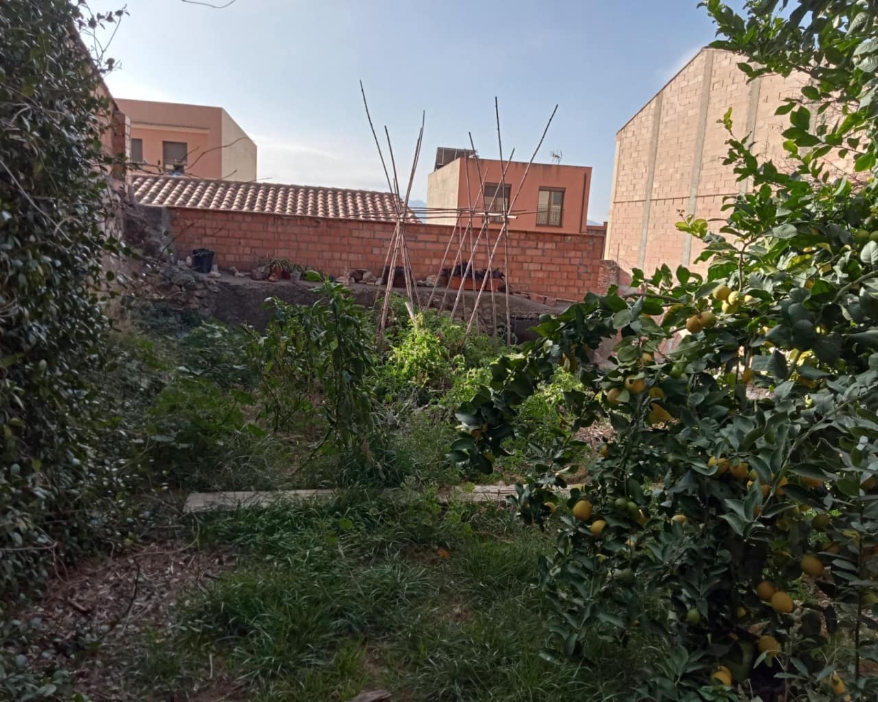 3 bedroom Villa for sale in Els Guiamets - € 85,000 (Ref: 10167310)