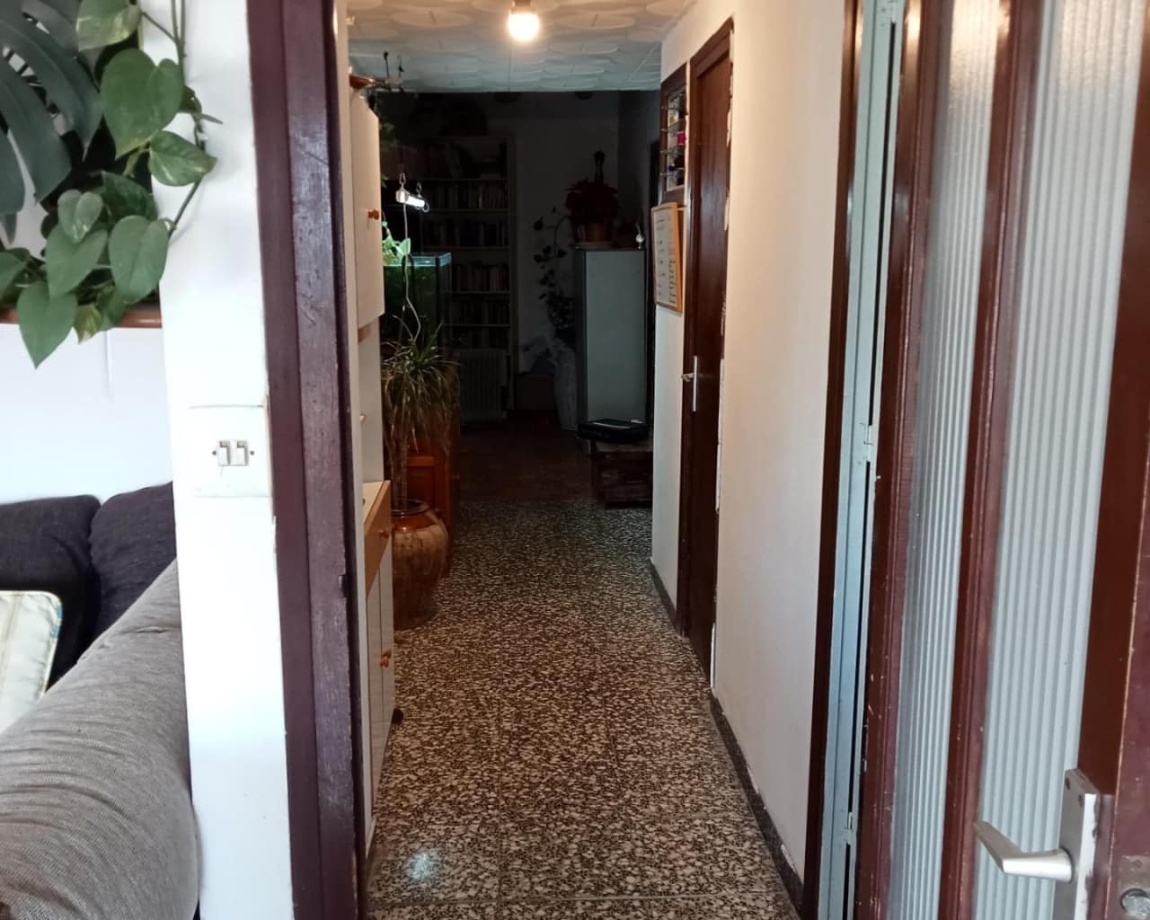 3 bedroom Villa for sale in Els Guiamets - € 85,000 (Ref: 10167310)