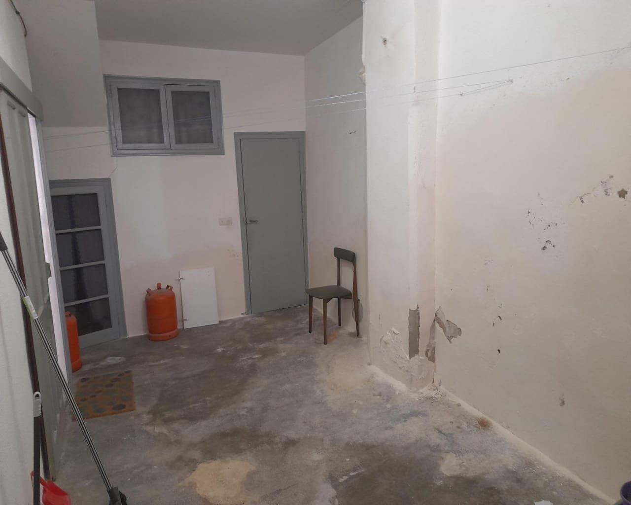 3 bedroom Villa for sale in Benifallet with garage - € 83,000 (Ref: 10167311)