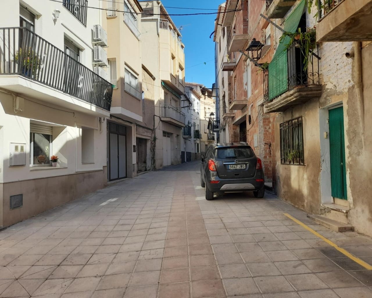3 bedroom Villa for sale in Benifallet with garage - € 83,000 (Ref: 10167311)