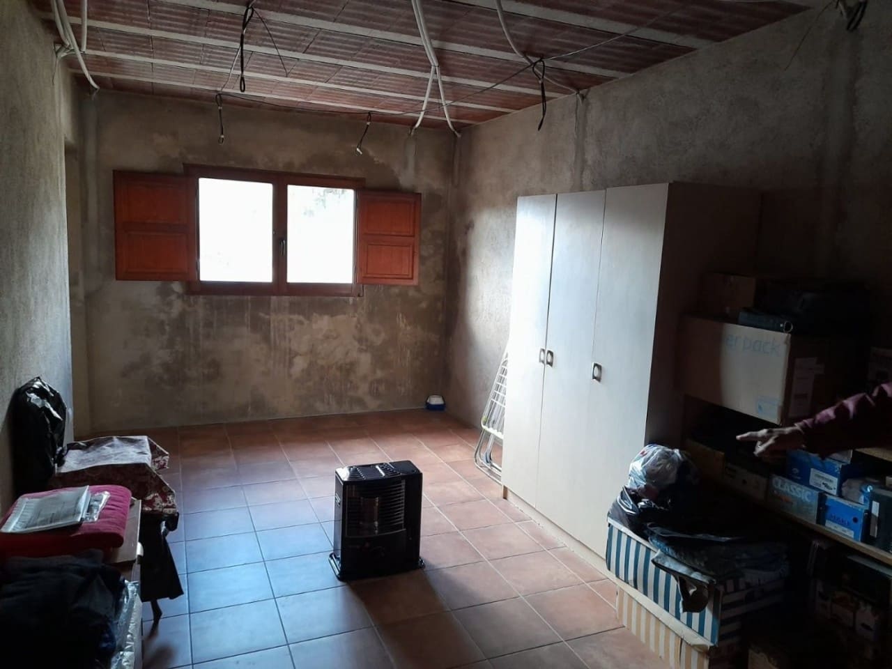 5 bedroom Finca/Country House for sale in Tivissa - € 350,000 (Ref: 10167312)