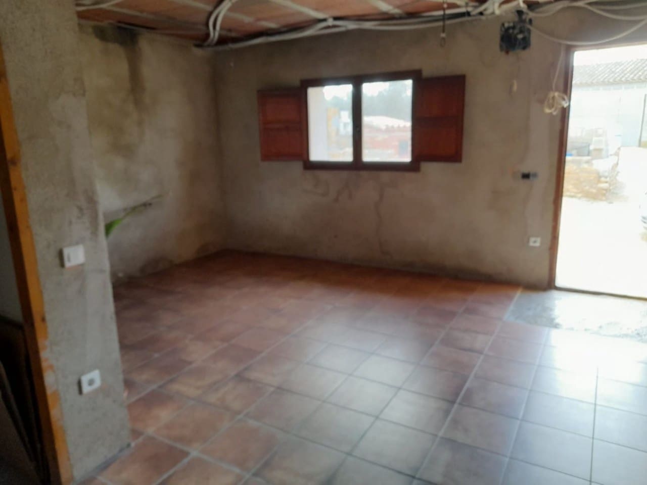 5 bedroom Finca/Country House for sale in Tivissa - € 350,000 (Ref: 10167312)