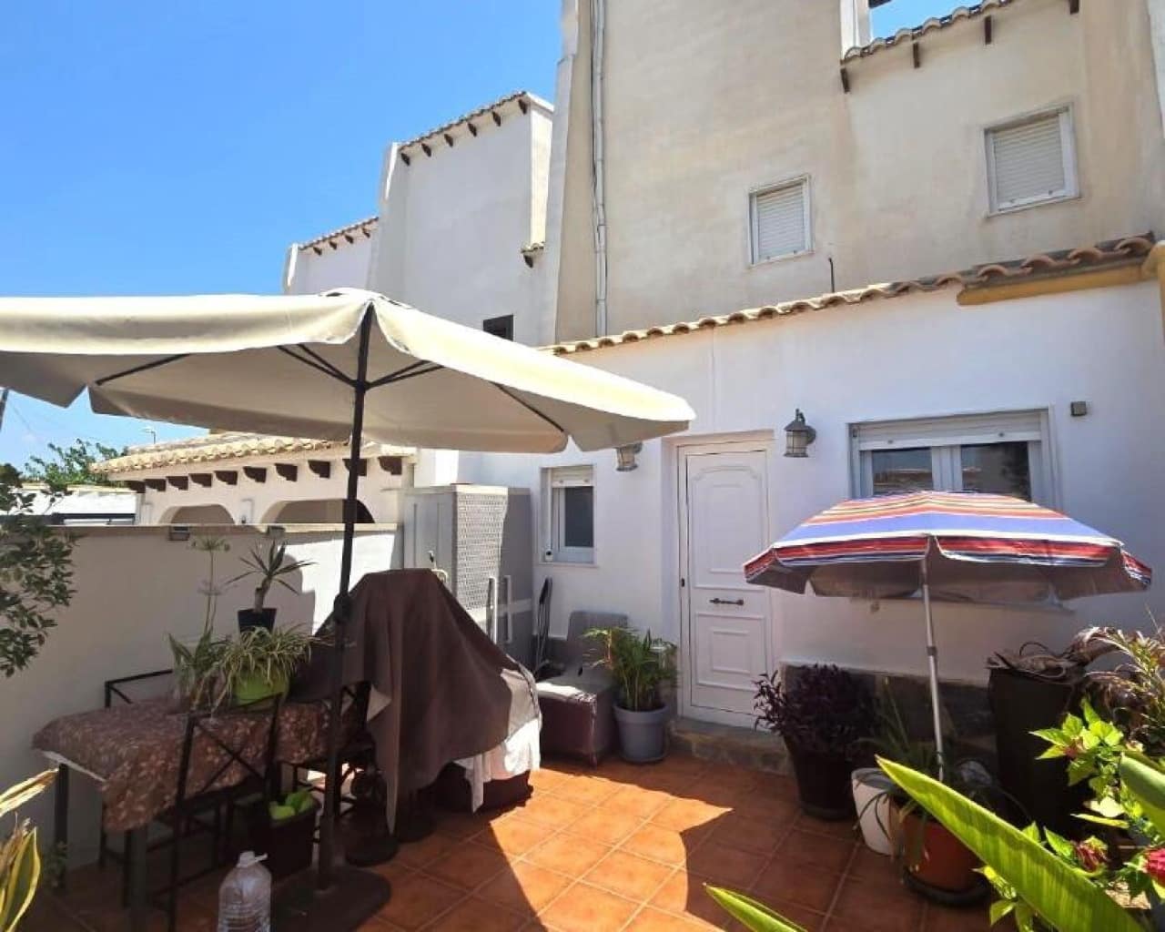 3 slaapkamer Finca/Landhuis te koop in Torrevieja met zwembad - € 272.000 (Ref: 10167315)