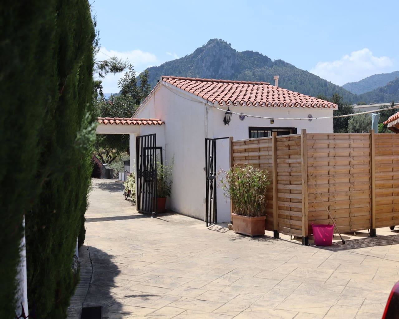 4 sovrum Villa till salu i Orba med pool garage - 515 000 € (Ref: 10167327)