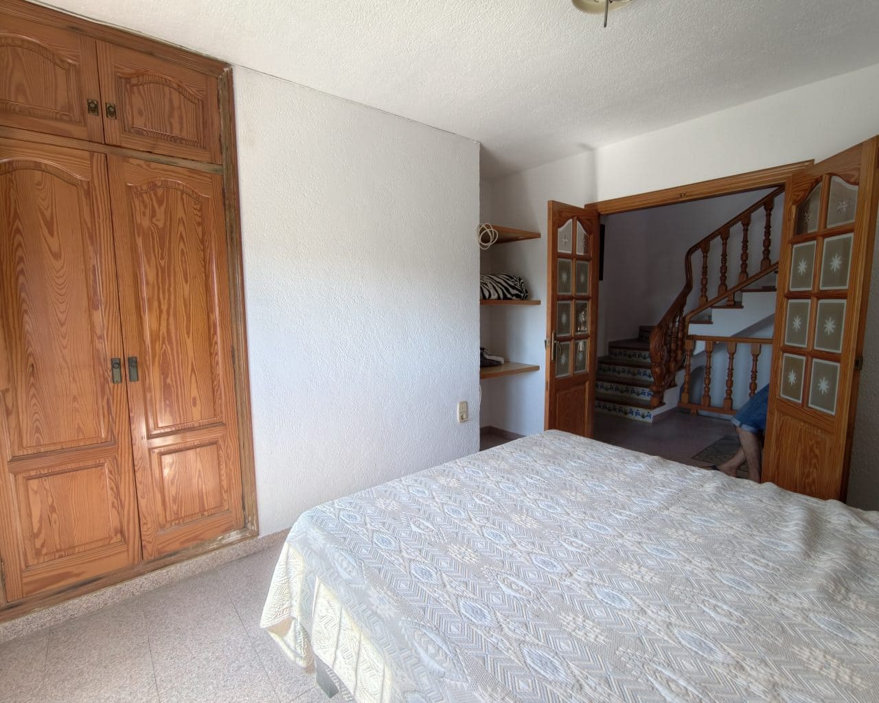 7 makuuhuone Huvila myytävänä paikassa Oliva mukana uima-altaan - 550 000 € (Ref: 10167329)