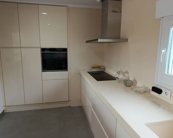 2 soverom Villa til salgs i Oliva med svømmebasseng garasje - € 420 000 (Ref: 10167330)