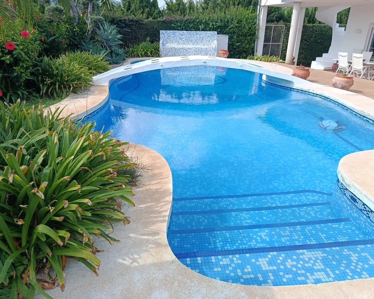 2 soveværelse Villa til salg i Oliva med swimmingpool garage - € 420.000 (Ref: 10167330)