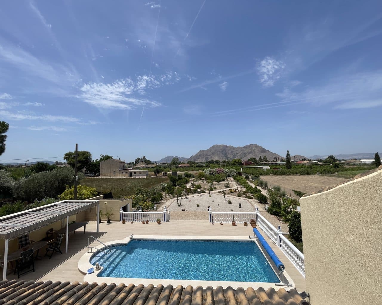 5 bedroom Villa for sale in Almoradi with pool - € 375,000 (Ref: 10167333)