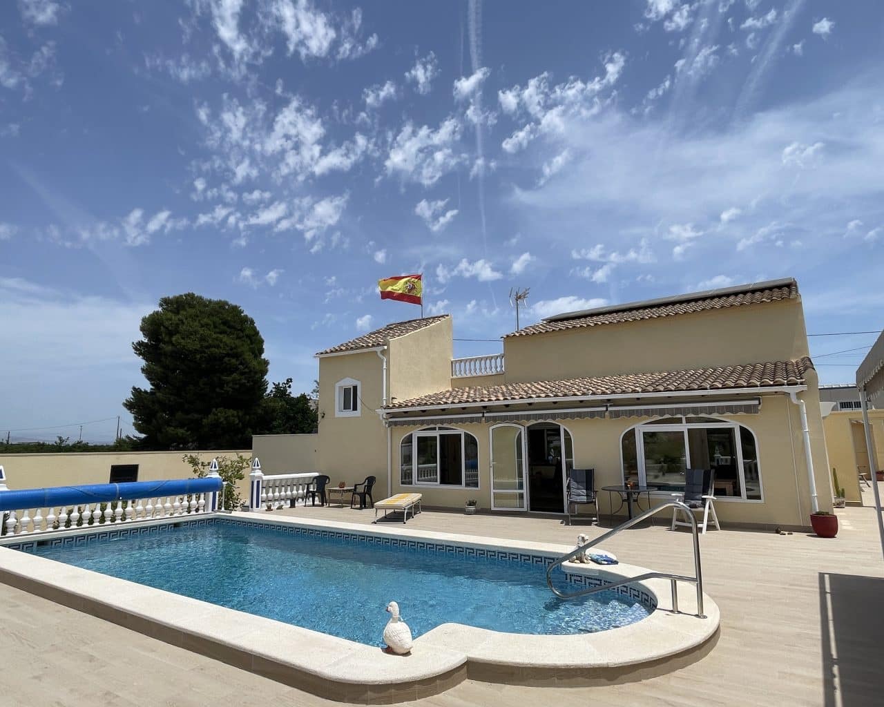 5 bedroom Villa for sale in Almoradi with pool - € 375,000 (Ref: 10167333)