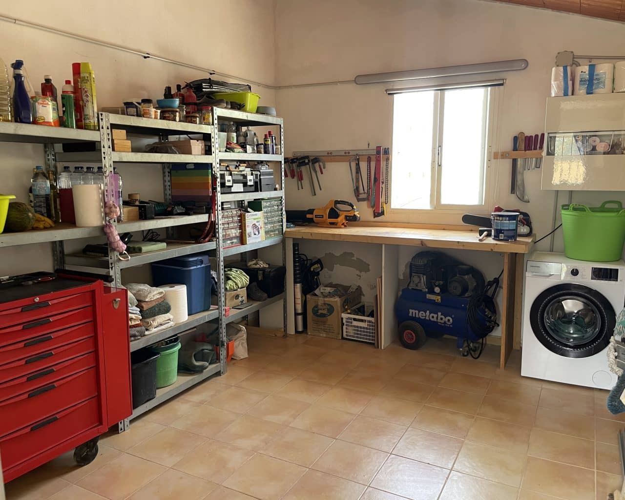5 bedroom Villa for sale in Almoradi with pool - € 375,000 (Ref: 10167333)