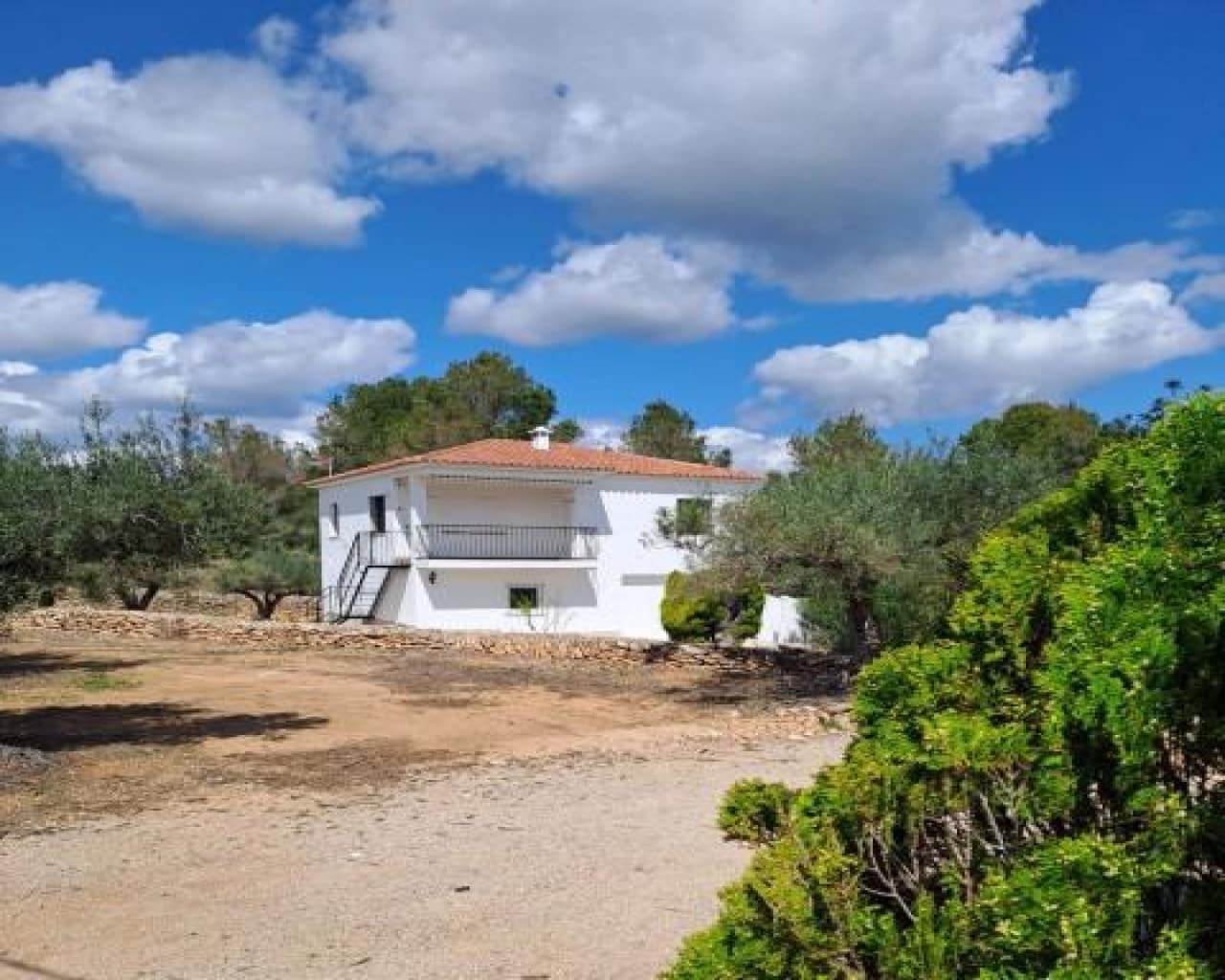 4 sypialnia Finka/Dom wiejski na sprzedaż w L'Ampolla z garażem - 295 000 € (Ref: 10174427)