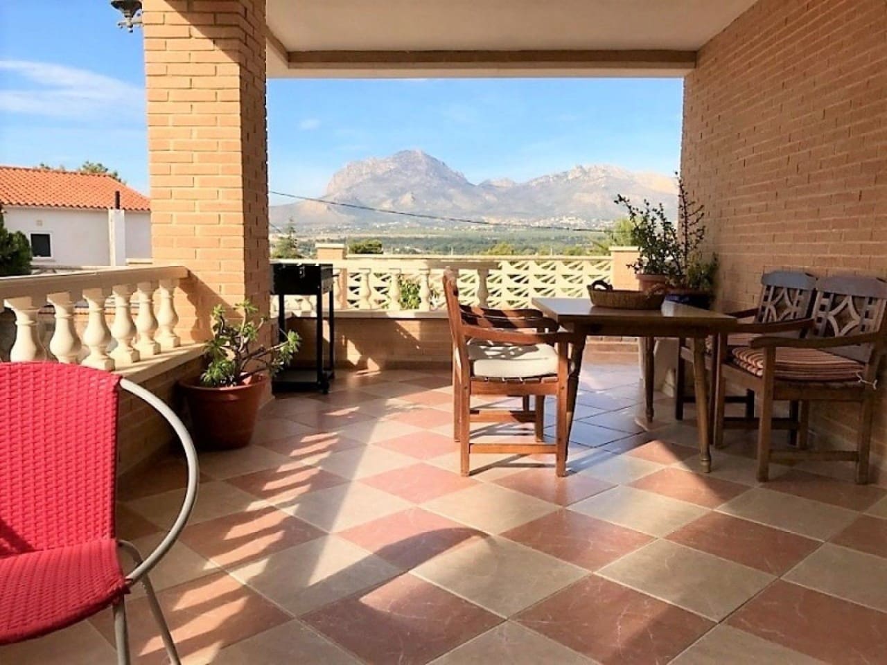 8 soverom Villa til salgs i Benidorm med svømmebasseng garasje - € 934 500 (Ref: 10174906)